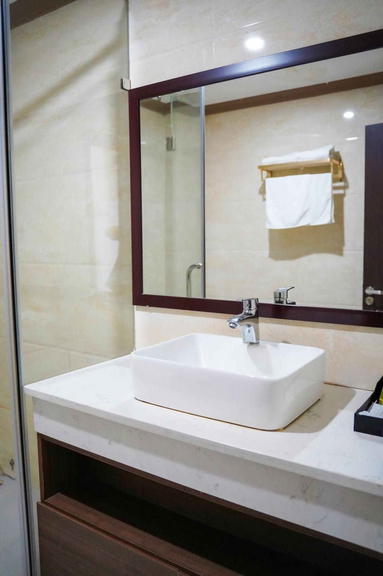 Dat Anh Hotel Hue Exterior photo