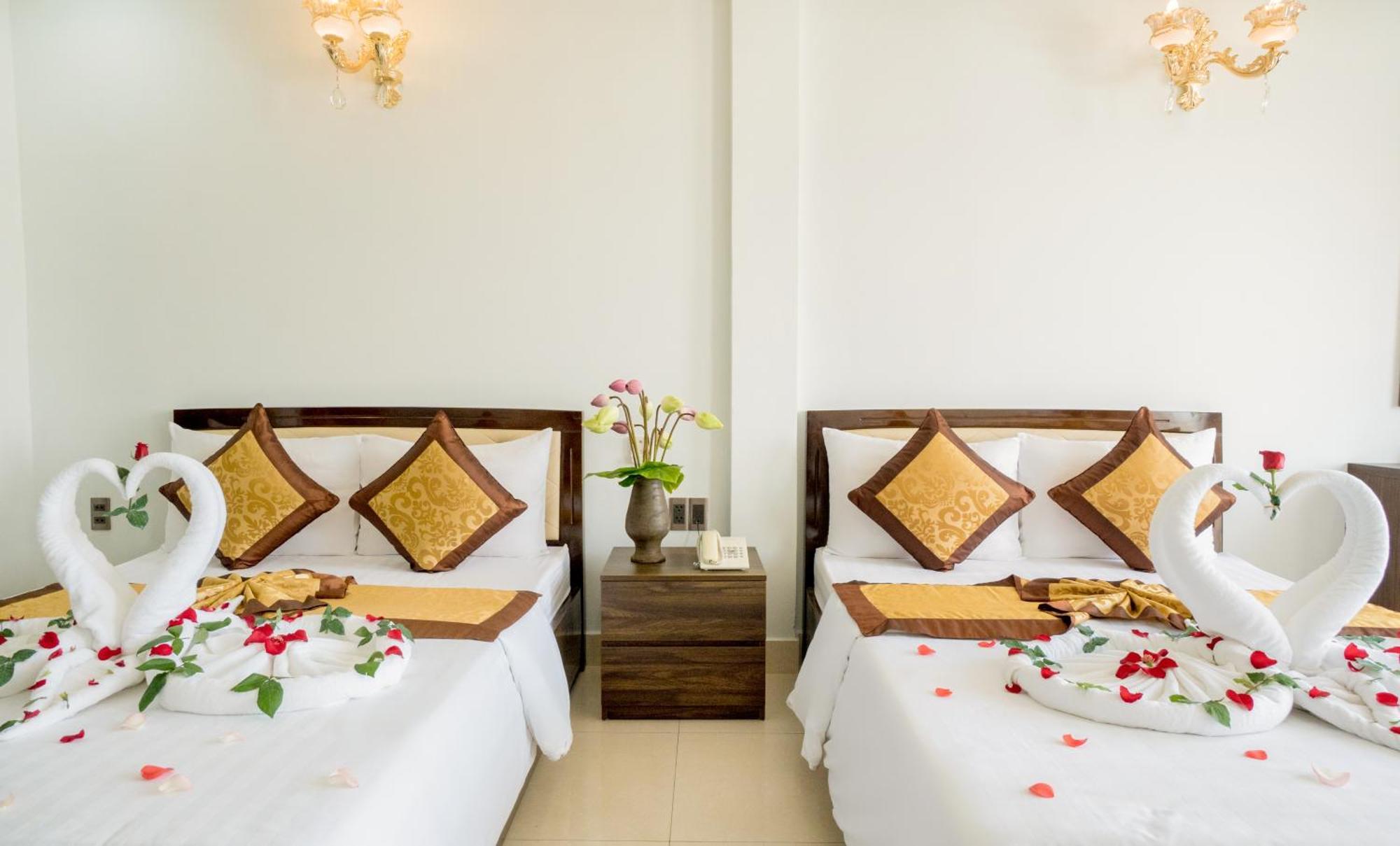 Dat Anh Hotel Hue Exterior photo